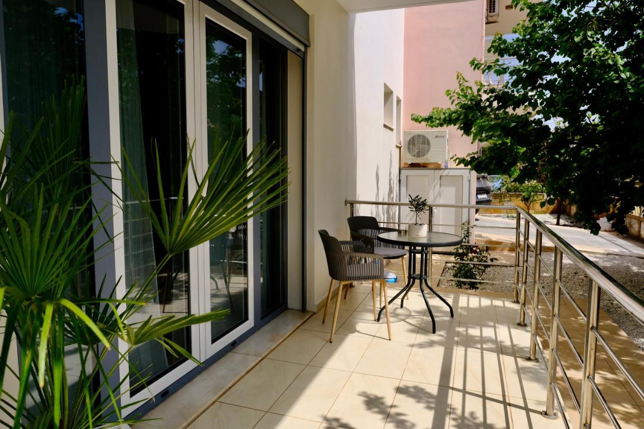 Chania Sweet Ground-Floor Apt Exterior photo