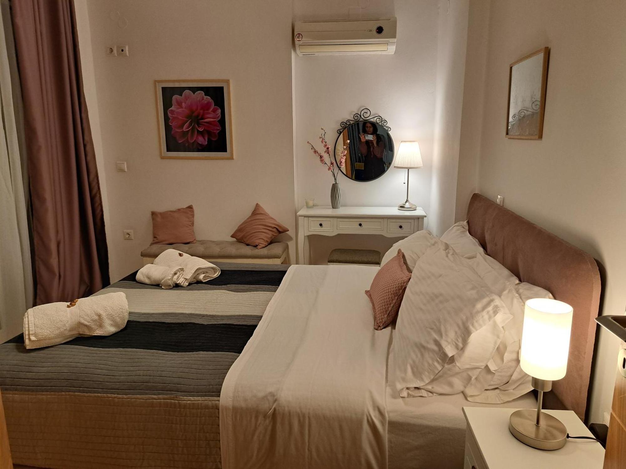 Chania Sweet Ground-Floor Apt Room photo